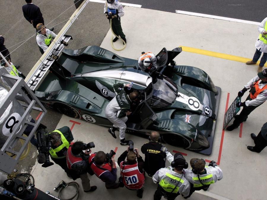  Bentley EXP Speed 8 2002 года  (фото 57 из 66)